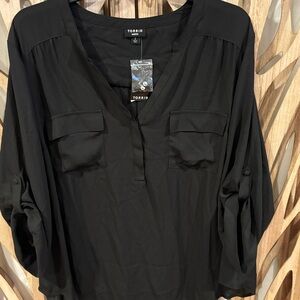 Torrid Black Cuffed Sleeve Blouse Relaxed Fit